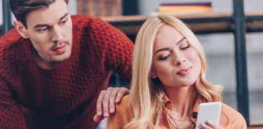 12 Undeniable Signs That He Is Jealous About You – Scrutinize And Find Out! Signs-A-Jealous-Guy-Wants-To-Date-You