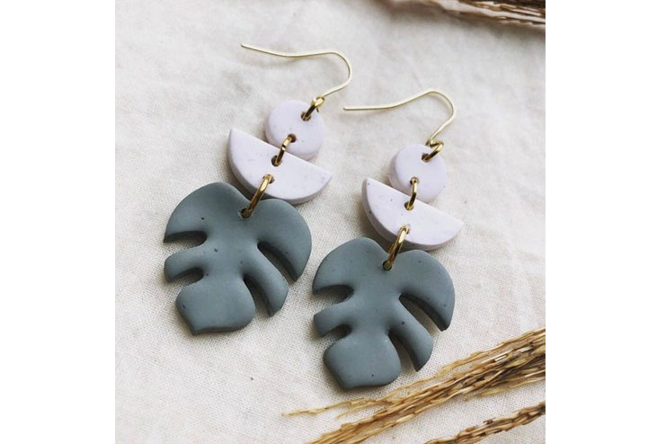 Clay leaf dangle earrings