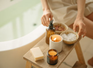 Everything About Skin Exfoliations & Best Exfoliating Body Washes Skin-Exfoliations