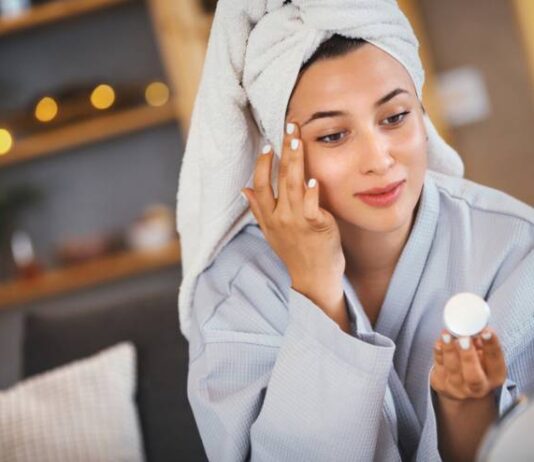 5 Common Skin Care Myths Debunked: Breaking Down Beauty Misconceptions Common Skin Care Myths